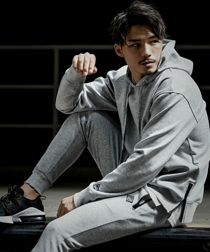 C.V.R.A(シーブイアールエー)ロゴ刺繍入りサイドジッププルパーカー×パンツセットアップ/全2色