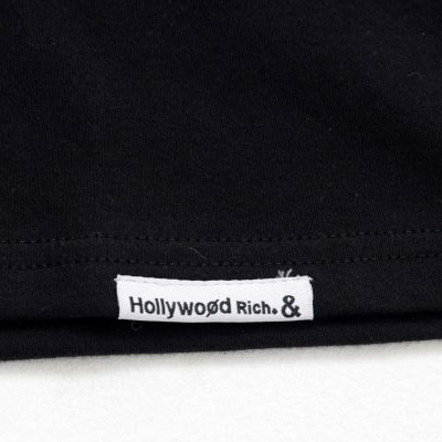 Hollywood rich.&(ハリウッドリッチ)モックネック刺繍長袖クルーT