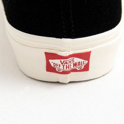 VANS(バンズ)AUTHENTIC SHERPA COZY HUG BLACK/全1色