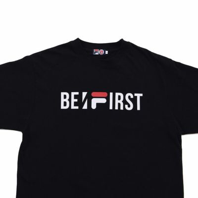 半袖Tシャツ メンズ FILA×BE:FIRST(フィラ×ビーファースト)フロント