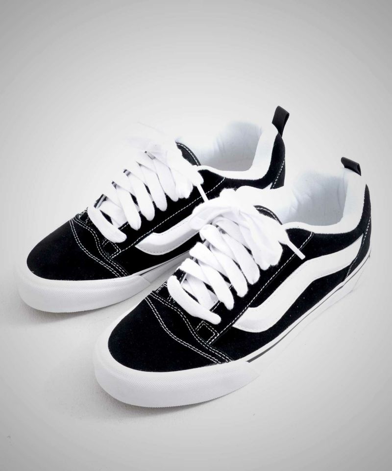 【送料無料】VANS(バンズ)KNU SKOOL BLACK/TRUE WHITE/全1色