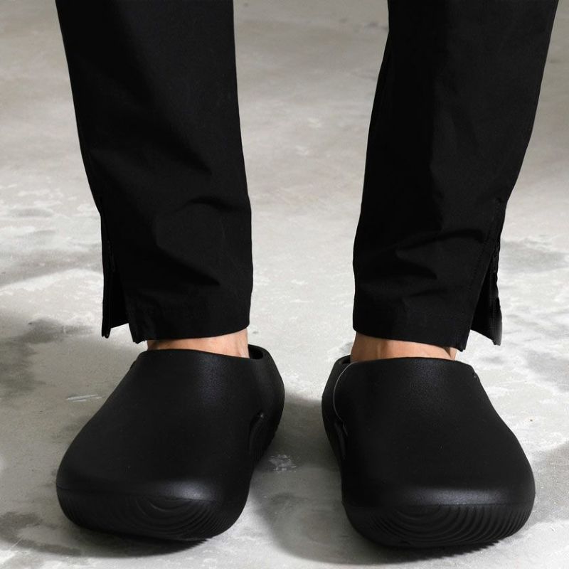 CROCS(クロックス)MELLOW CLOG/全2色