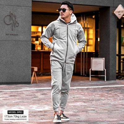 LUXE/R(ラグジュ)ハイネックラインストーン長袖ZIPパーカー/全2色 LUXE/R(ラグジュ)ハイネックラインストーン長袖ZIPパーカー/全2色
