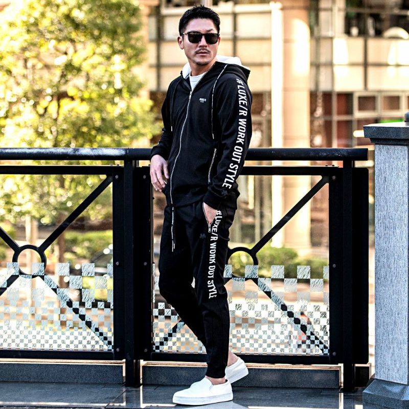 LUXE/R(ラグジュ)ハイネックラインストーン長袖ZIPパーカー/全2色 LUXE/R(ラグジュ)ハイネックラインストーン長袖ZIPパーカー/全2色