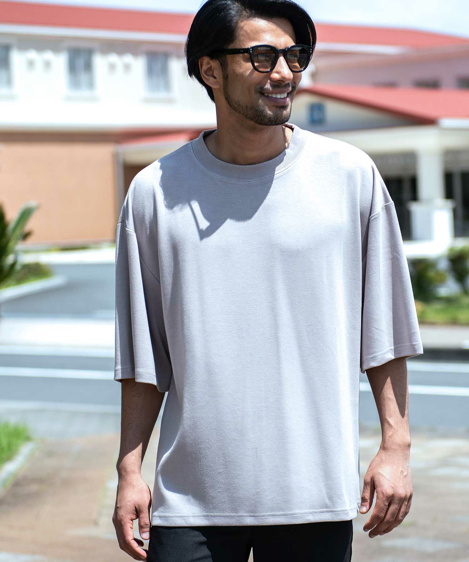 CavariA(キャバリア)配色ステッチ半袖Tシャツ/全2色