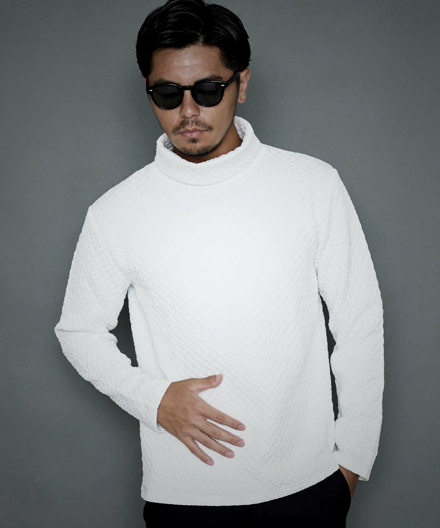 CavariA(キャバリア)キルティングバスケット柄長袖タートルTシャツ/全3色